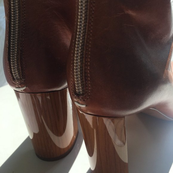 Maison Margiela Tan Leather Ankle Boots - Picture 4 of 5